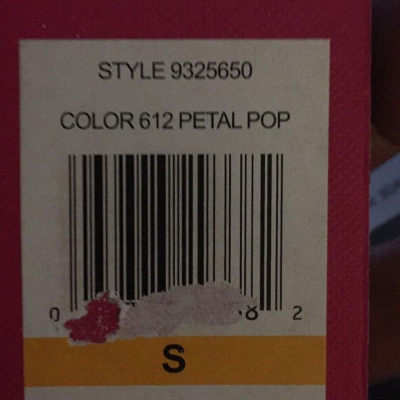 Vince Camuto small sleeveless blouse NWT - Picture 6 of 6